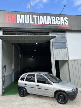 CHEVROLET - CORSA - 1998/1998 - Prata - R$ 14.900,00