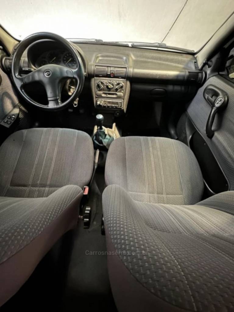 CHEVROLET - CORSA - 1998/1998 - Branca - R$ 16.900,00