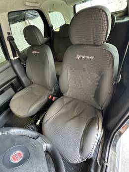 FIAT - PALIO - 2011/2012 - Preta - R$ 41.900,00