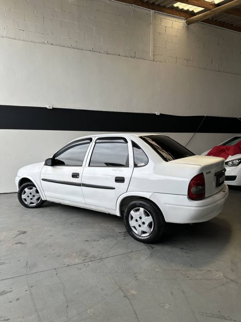 CHEVROLET - CORSA - 1998/1998 - Branca - R$ 16.900,00