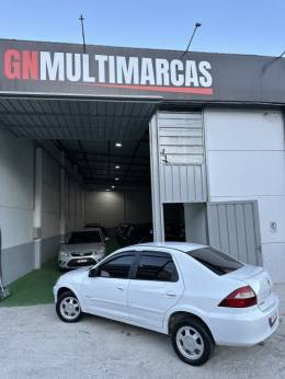 CHEVROLET - PRISMA - 2010/2011 - Branca - R$ 29.900,00