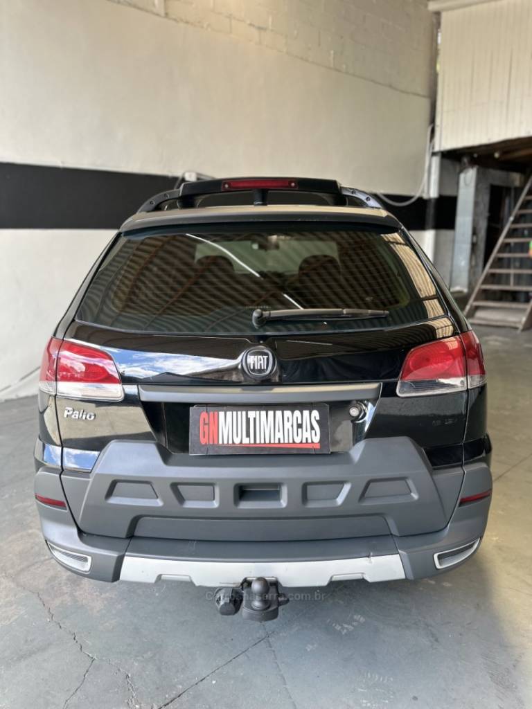 FIAT - PALIO - 2011/2012 - Preta - R$ 41.900,00