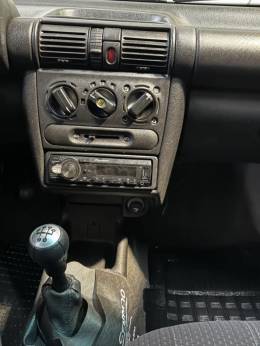 CHEVROLET - CORSA - 1998/1998 - Branca - R$ 16.900,00