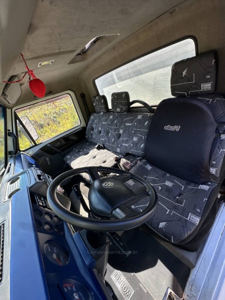VOLKSWAGEN - 8-150 - 2000/2001 - Branca - R$ 140.000,00
