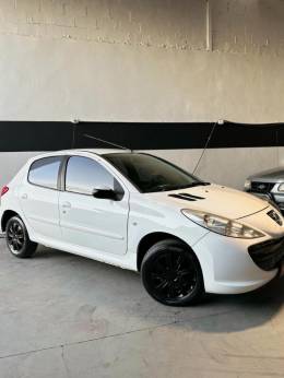 PEUGEOT - 207 - 2011/2011 - Branca - R$ 24.900,00