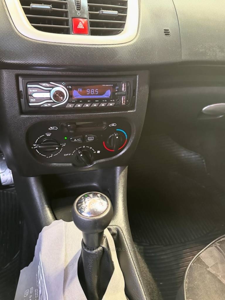 PEUGEOT - 207 - 2011/2011 - Branca - R$ 24.900,00