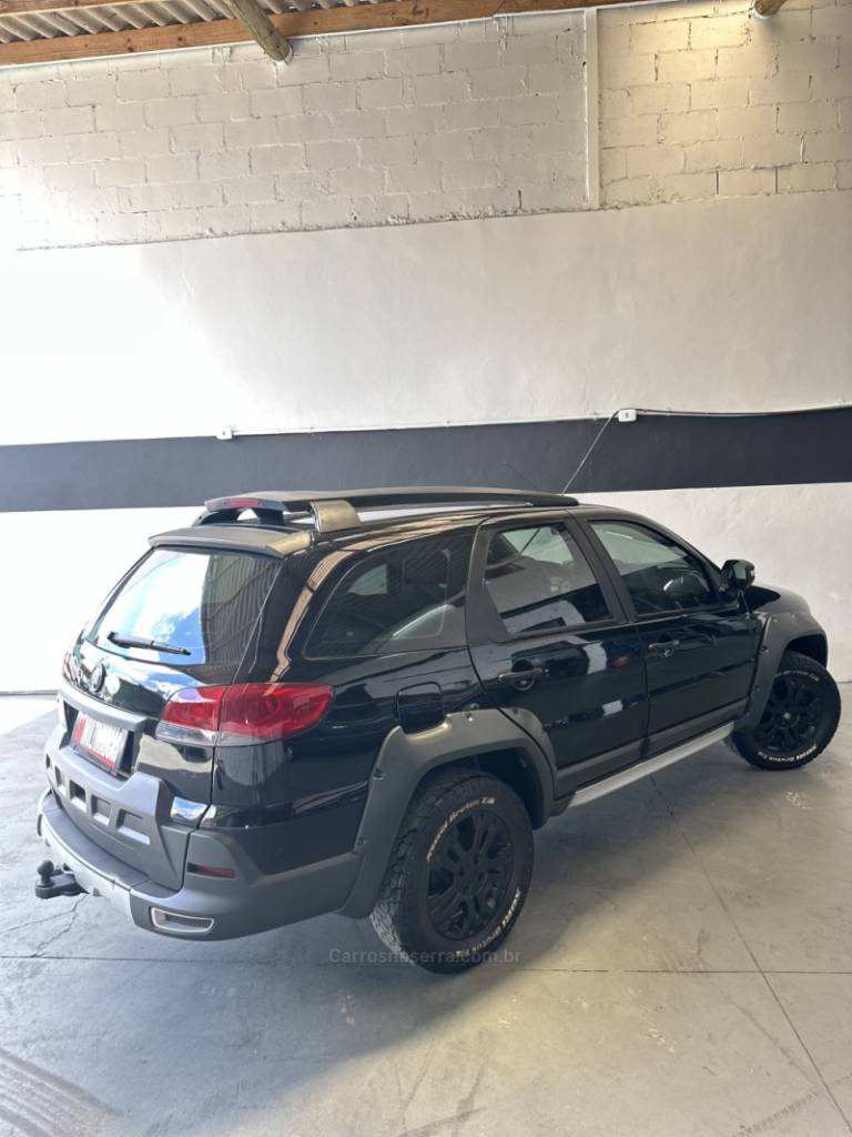 FIAT - PALIO - 2011/2012 - Preta - R$ 41.900,00