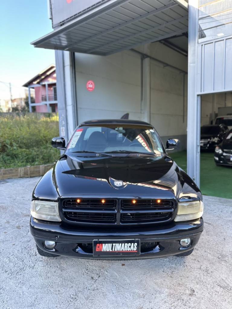 DODGE - DAKOTA - 2000/2001 - Preta - R$ 44.900,00