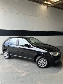 FIAT - PALIO - 2014/2014 - Preta - R$ 32.900,00