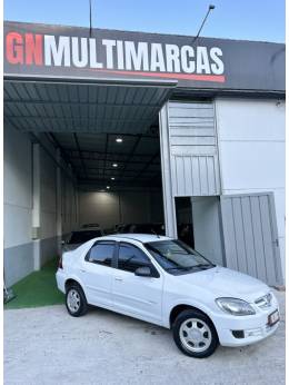 CHEVROLET - PRISMA - 2010/2011 - Branca - R$ 29.900,00