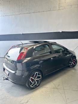 FIAT - PUNTO - 2007/2008 - Preta - R$ 39.900,00