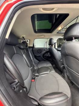 MINI - COOPER - 2010/2011 - Vermelha - R$ 96.900,00