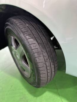 RENAULT - CLIO - 2004/2004 - Cinza - R$ 18.900,00