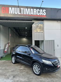 VOLKSWAGEN - TIGUAN - 2010/2011 - Preta - R$ 59.900,00